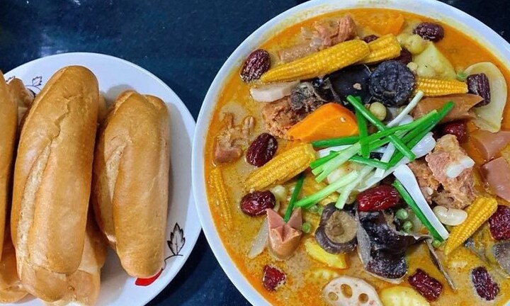 Công thức làm sườn nấu pate tẩm bổ cho cả nhà