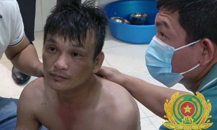 Lời khai của đối tượng cầm dao uy hiếp 2 bé ở trường mầm non