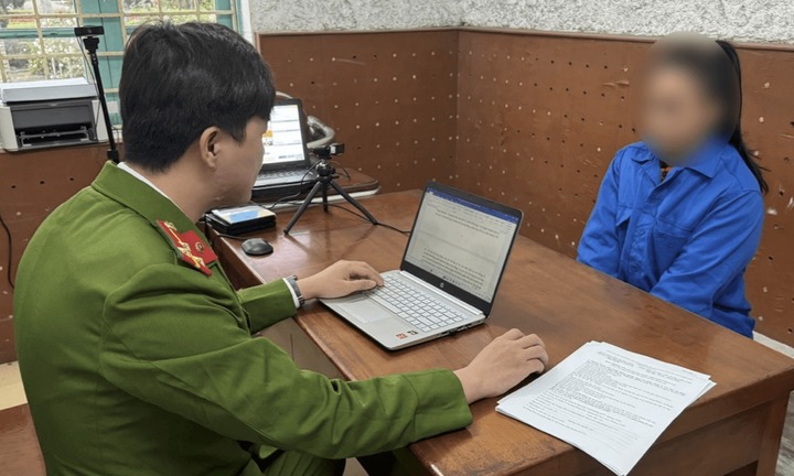 Quảng Ninh: Khởi tố người phụ nữ dùng dao tấn công cán bộ Công an