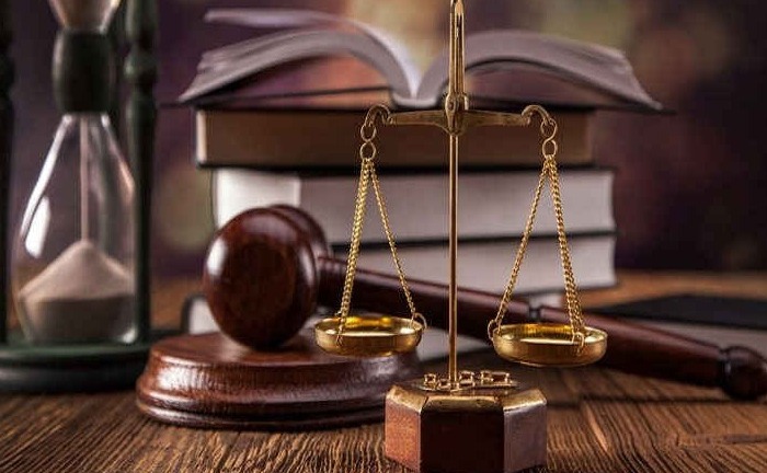 Cấm học sinh mua nước uống trong buổi dã ngoại, thầy giáo bị phụ huynh kiện