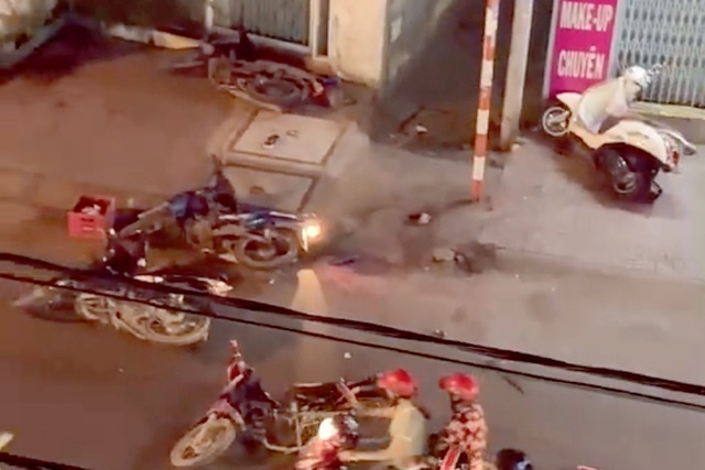 Hỗn chiến trong đêm, thanh niên nguy kịch: Nhân chứng nói gì?