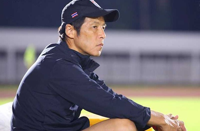 Bị giảm 50%, lương của HLV trưởng Thái Lan Akira Nishino còn bao nhiêu?