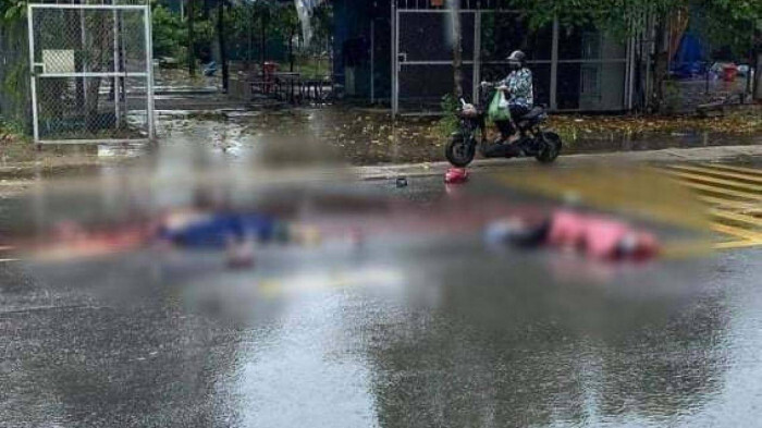 Hà Nội: Va chạm kinh hoàng với xe tải, 2 vợ chồng đi xe máy tử vong thương tâm