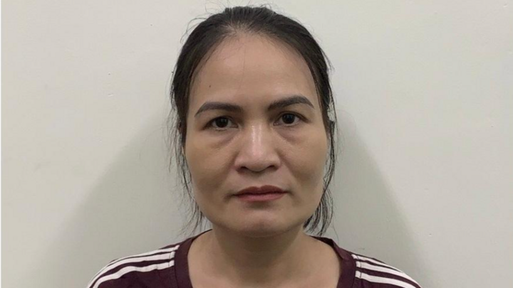 Hà Nội: Tạm giam một chuyên viên Tổng cục Đường bộ cấp trái phép 1.000 thẻ 