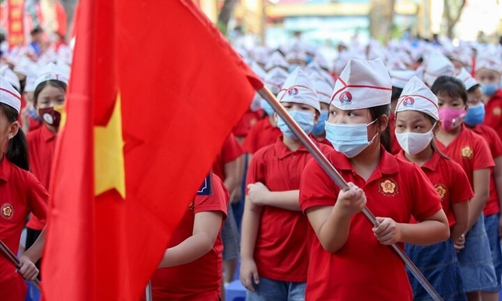 Hà Nội giảm 50% học phí năm học 2021-2022 cho học sinh các cấp, tổng kinh phí 900 tỷ đồng
