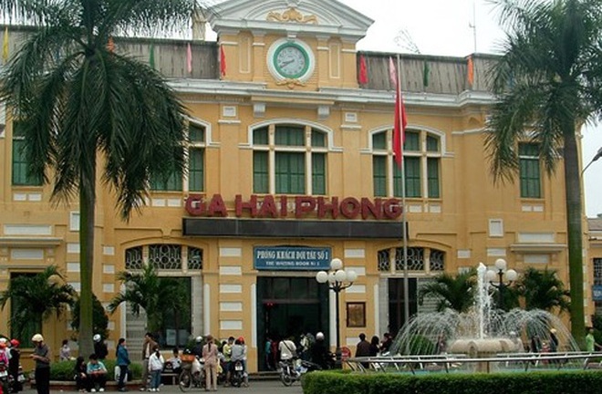 Ga Hải Phòng mở cửa đón khách trở lại: Kiểm soát y tế như thế nào?