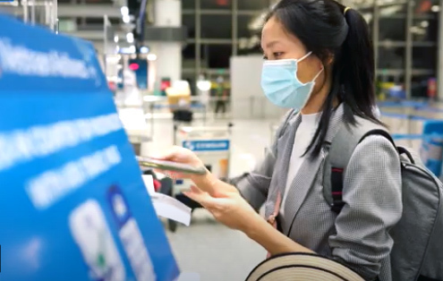 Đề xuất hành khách chưa tiêm vaccine được đi máy bay: Điều kiện là gì?