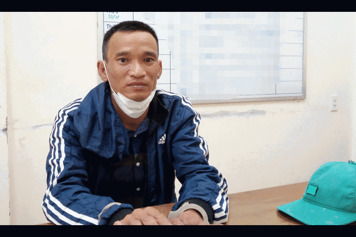 U40 dùng clip nhạy cảm, tống tiền người tình 1 tỷ: Quen nhau qua Facebook