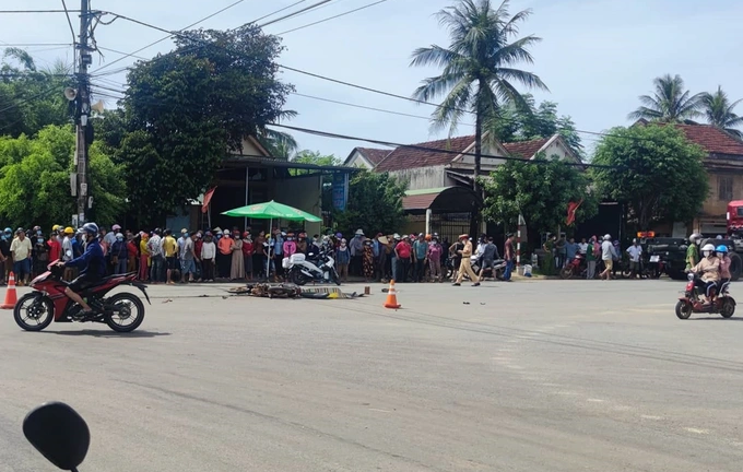 Tin tức tai nạn giao thông mới ngày 2/8: Xe tải phóng nhanh qua ngã 5, hai phụ nữ tử vong thương tâm