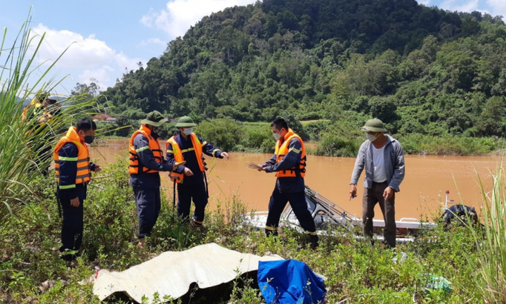 Đi bộ qua ngầm Thác Trà, nam sinh bị lũ cuốn trôi: Thi thể được tìm thấy ở đâu?