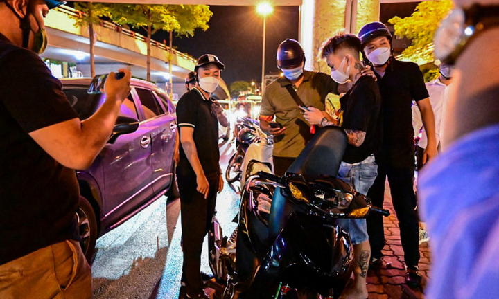 Tạm giữ hình sự 8