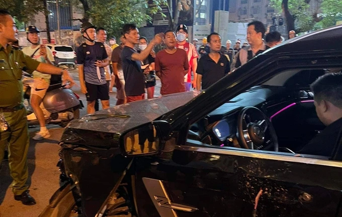 Vụ ô tô gây tai nạn liên hoàn trên phố Hà Nội: Tài xế là giảng viên đại học