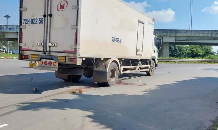 Tin tức tai nạn giao thông mới ngày 14/9: Va chạm xe tải, 3 người đi xe máy tử vong