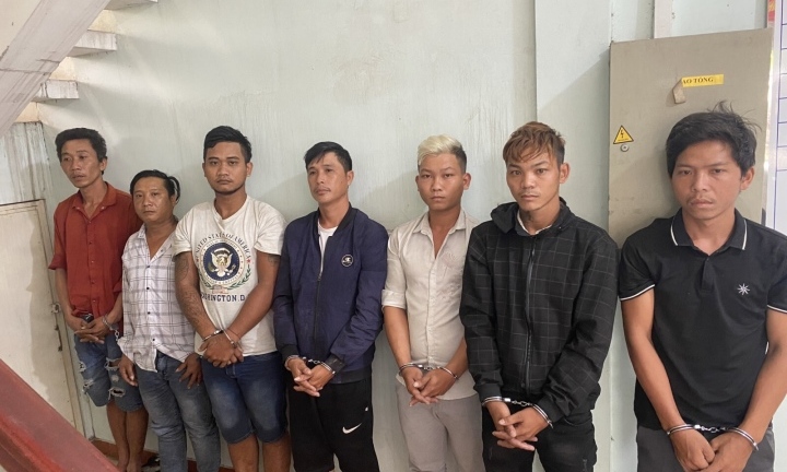 Tin tức pháp luật mới nhất ngày 20/12: Mâu thuẫn tiền công, nhóm thợ đâm chết vợ cai thầu