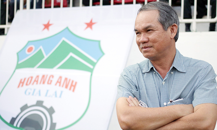 Bầu Đức: Không quảng cáo trùng ngành hàng với giải đấu là quy định bất cập, trái pháp luật