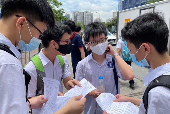 Hà Nội: Nhiều trường THCS, THPT tuyển thẳng học sinh bằng kết quả IELTS, TOEFL