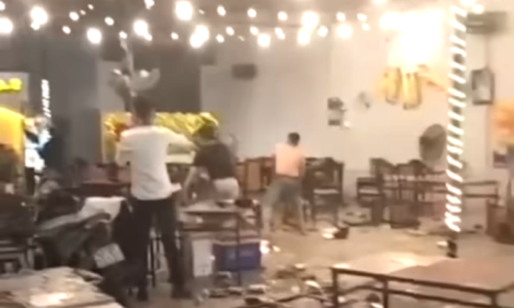 Tin tức pháp luật mới nhất ngày 7/3: Nhóm khách vác dao tấn công chủ quán nhậu gây náo loạn trong đêm