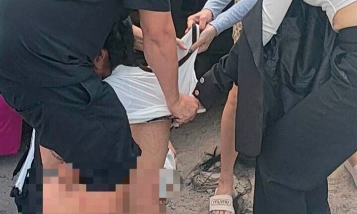 Vụ nhóm người lột đồ, cắt tóc cô gái giữa đường ở Bình Dương: Xác định nguyên nhân ban đầu