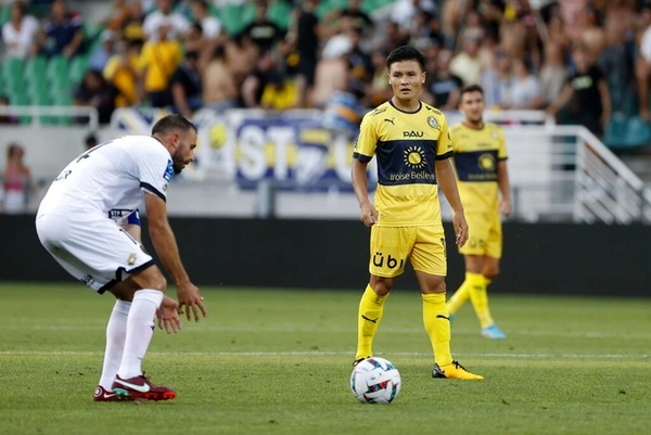 Truyền thông Thái Lan hé lộ mức phí lót tay để Quang Hải tới Muangthong United