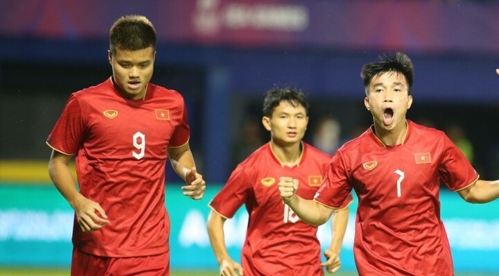 Sớm giành vé vào bán kết SEA Games 32, U22 Việt Nam được truyền thông Đông Nam Á chú ý