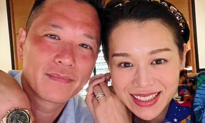 Tin tức sao Hoa ngữ mới nhất ngày 12/5: Hé lộ về độ giàu có của vợ chồng Hồ Hạnh Nhi