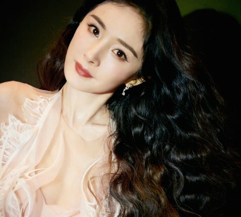 Tin tức sao Hoa ngữ mới nhất ngày 26/5: Dương Mịch 'đập đi xây lại' sự nghiệp diễn xuất