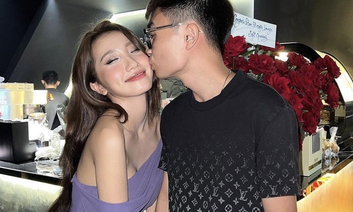 Gu mặc đi biển bốc lửa của 