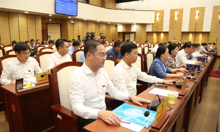 Hà Nội thông qua quy định thuê nhà từ 15m2/người được đăng ký thường trú nội thành