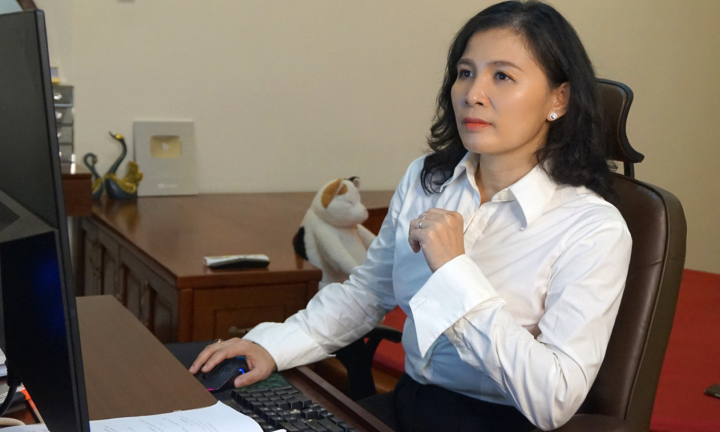 Bà Đặng Thị Hàn Ni lý giải gì về những phát ngôn đến đời tư bà Nguyễn Phương Hằng?