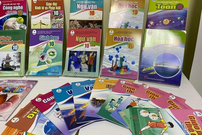 Chính phủ đề nghị Bộ GD&ĐT sớm đề xuất phương án biên soạn một bộ sách giáo khoa