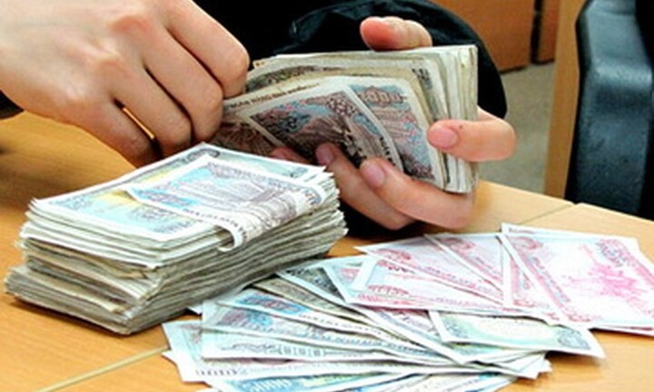 Đổi tiền lẻ kiếm lời 2024 có bị phạt không?