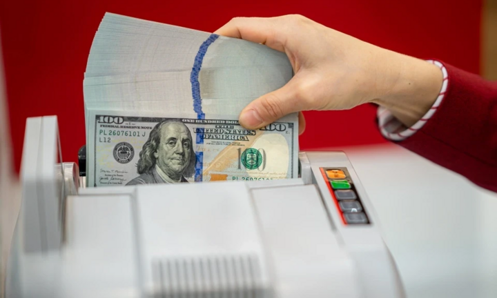 Tỷ giá USD hôm nay 23/1: Đồng xanh “xập xình” quanh mốc 103