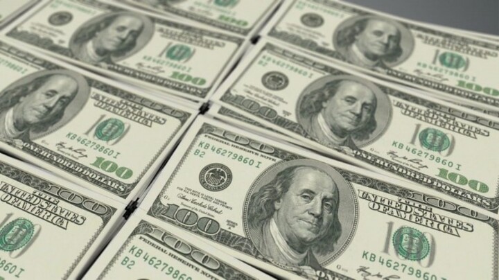 Tỷ giá USD hôm nay 2/2: Thị trường tụt dốc liên tục