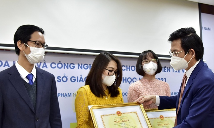 Bộ GD&ĐT xét tặng Giải thưởng Khoa học và Công nghệ dành cho giảng viên trẻ
