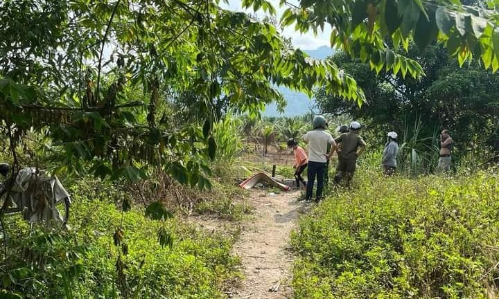 Ngửi thấy mùi hôi, hoảng hồn phát hiện thi thể đang phân hủy