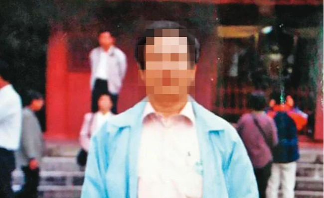 Chồng lấy tiền trả nợ rồi biệt tích, vợ đi theo cuộc gọi bí ẩn thì chứng kiến cảnh bủn rủn tay chân