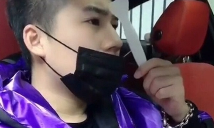 Gái xinh “sống chết” đòi yêu đương ngay lần đầu gặp, chàng trai hốt hoảng “cầu cứu” dân mạng