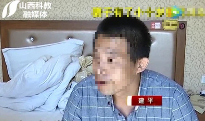 Chồng về thăm nhà không thấy vợ, hộc tốc đi tìm rồi “sốc tận óc” với cảnh tượng trong khách sạn