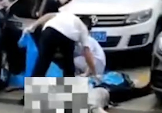 Tin tức đời sống ngày 20/7: Vợ đâm chồng tử vong vì đạp nhầm chân ga lúc đang học lái xe