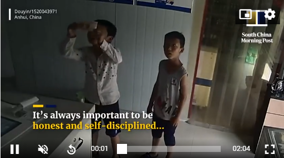 Tin tức đời sống ngày 25/7: Mua đồ trong cửa hàng vắng chủ, 2 cậu bé có hành động bất ngờ