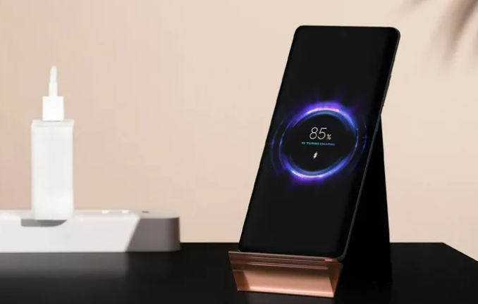 Tin tức công nghệ mới nóng nhất hôm nay 16/8: Xiaomi trình làng đế sạc không dây 100W