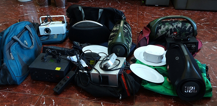 Bắt quả tang 13 đối tượng thuê khách sạn để “bay lắc” ở Quảng Bình