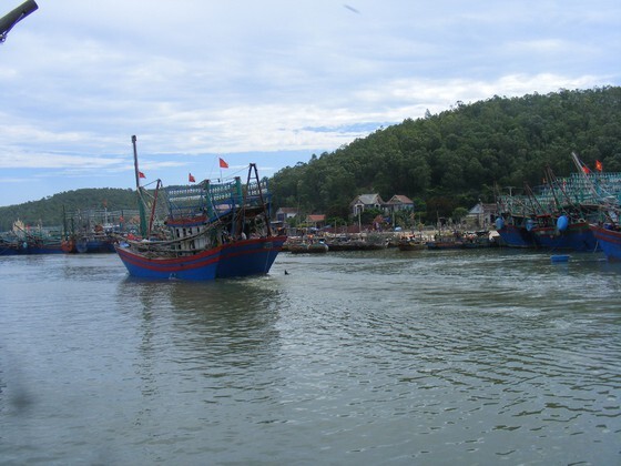 2 ngư dân bị điện giật tử vong khi đang đánh cá trên biển