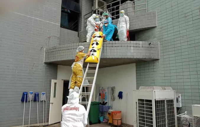 Tin tức đời sống ngày 3/9: Người phụ nữ ôm con nhảy từ tầng 9 chung cư gây bàng hoàng