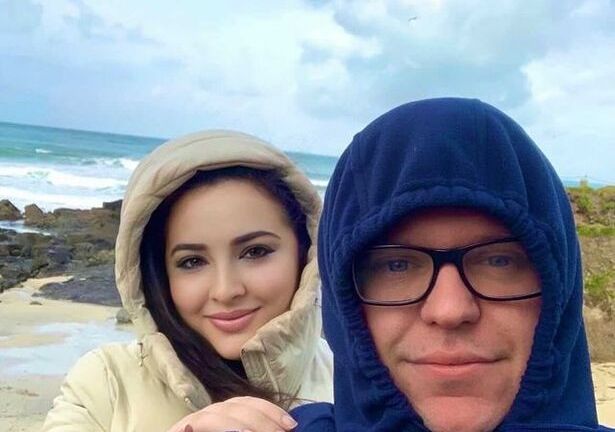 Người phụ nữ đi đổ rác, mặt tái mét vì thấy “thi thể không quần áo” nhưng sự thực gây ngỡ ngàng