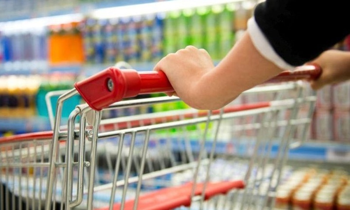 Các bề mặt ở cửa hàng tạp hóa liệu có nguy cơ lây nhiễm COVID-19?