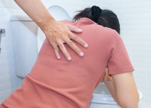 Tin tức đời sống ngày 26/11: Người phụ nữ nôn 70 lần một ngày vì mắc bệnh hiếm gặp