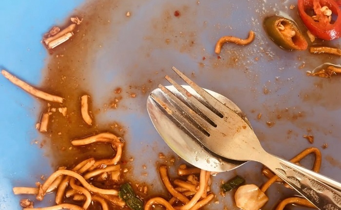 Nam sinh viên 19 tuổi phải cắt cụt các ngón tay và hai chân vì thói quen bất ngờ