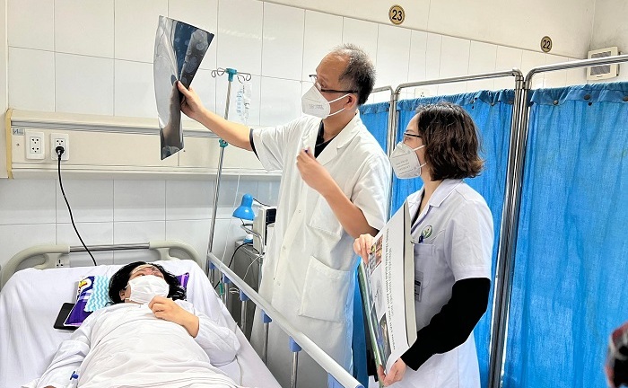 Tin tức đời sống ngày 13/4: Suýt mù mắt trái vì tiêm filler nâng mũi ở spa của người quen