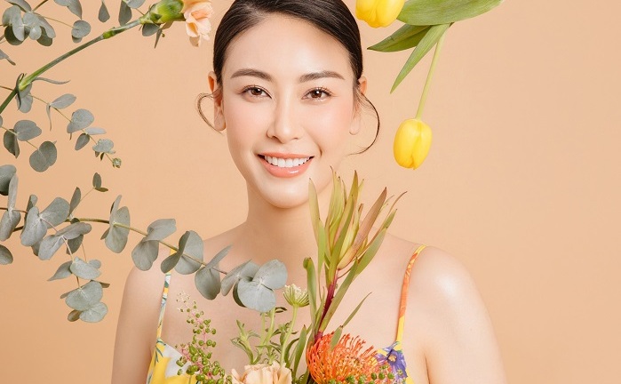 Hà Kiều Anh trẻ trung rạng ngời ở tuổi 45, tiết lộ cách duy trì thanh xuân